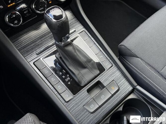 Skoda Superb 48 skoda Superb 2021