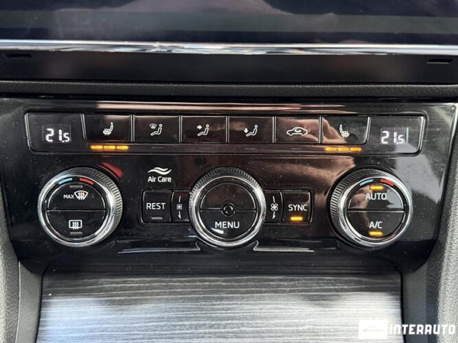 Skoda Superb 47 skoda Superb 2021