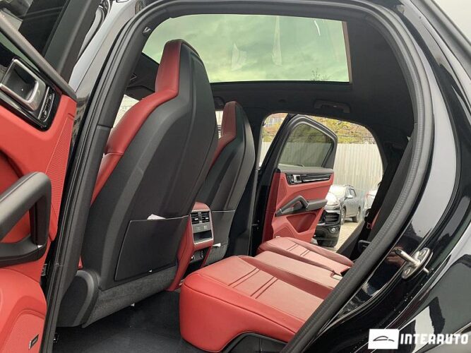 porsche Cayenne Coupe 2020