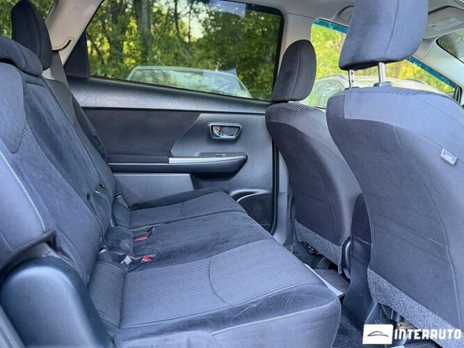toyota Prius Plus / V 2015