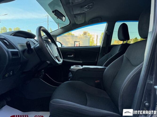 toyota Prius Plus / V 2015
