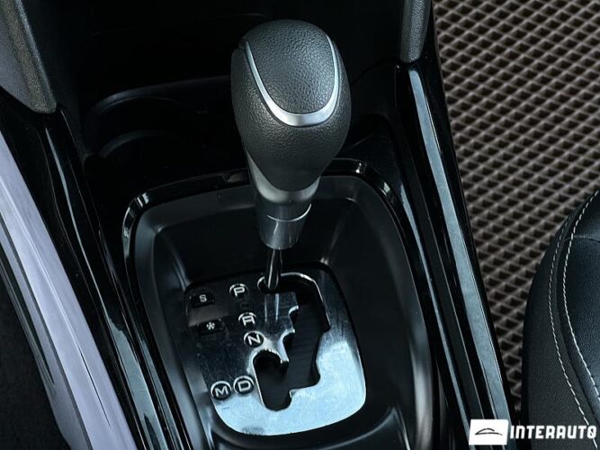 Peugeot 2008 41 peugeot 2008 2017