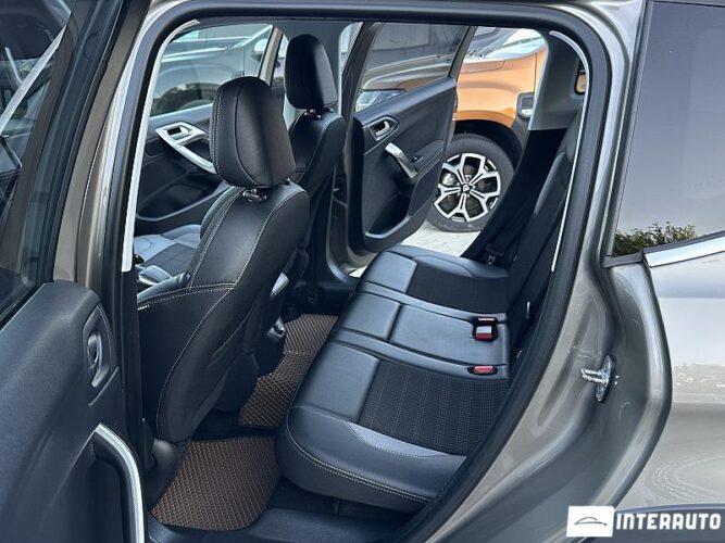 Peugeot 2008 42 peugeot 2008 2017
