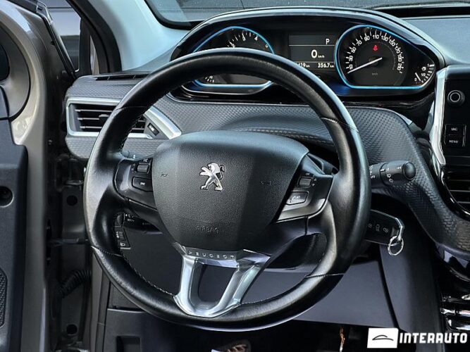 Peugeot 2008 36 peugeot 2008 2017