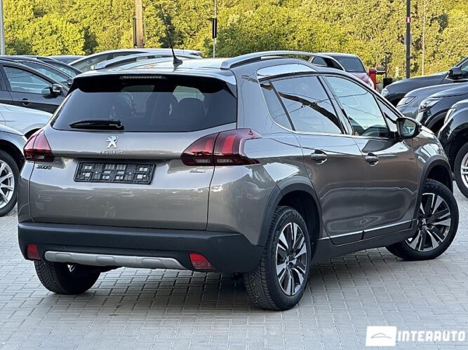 Peugeot 2008 32 peugeot 2008 2017