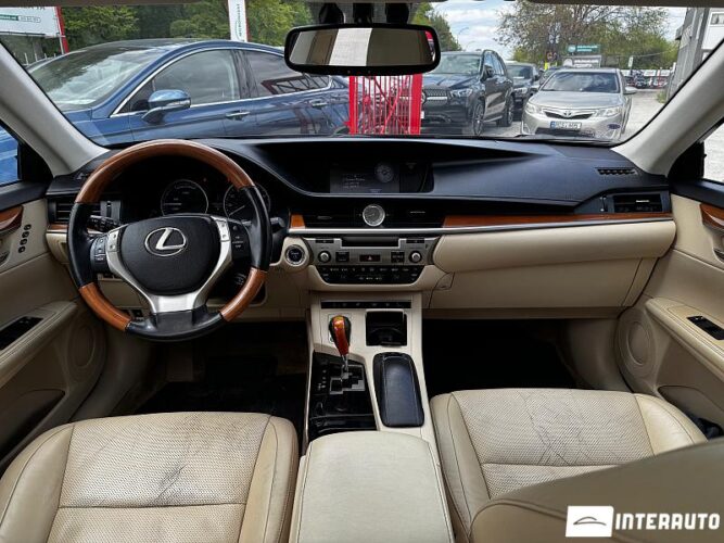 lexus ES 300h 2013
