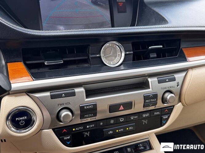 lexus ES 300h 2013