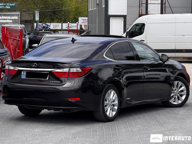 lexus ES 300h 2013
