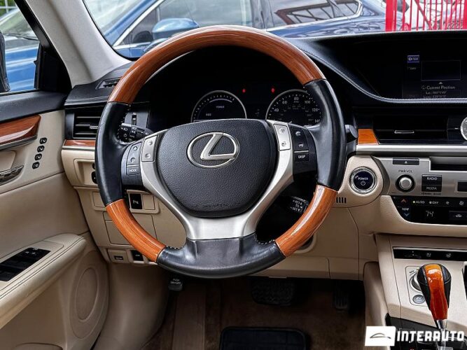 lexus ES 300h 2013