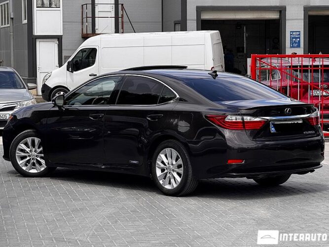 lexus ES 300h 2013