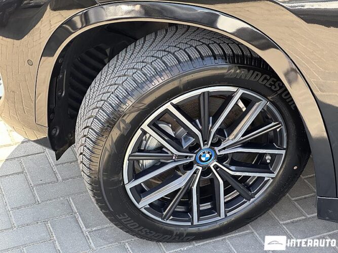 bmw iX1 xDrive30 2025