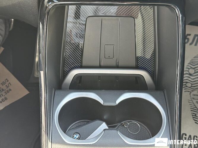 bmw iX1 xDrive30 2025