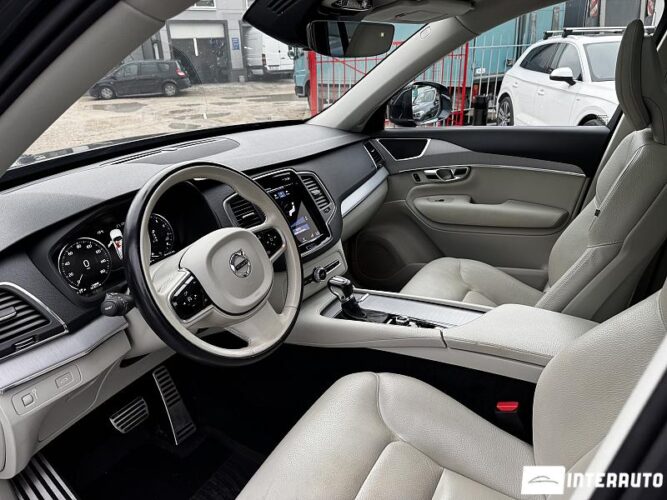 volvo XC 90 2021