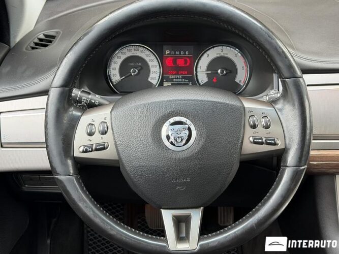 jaguar XF 2009