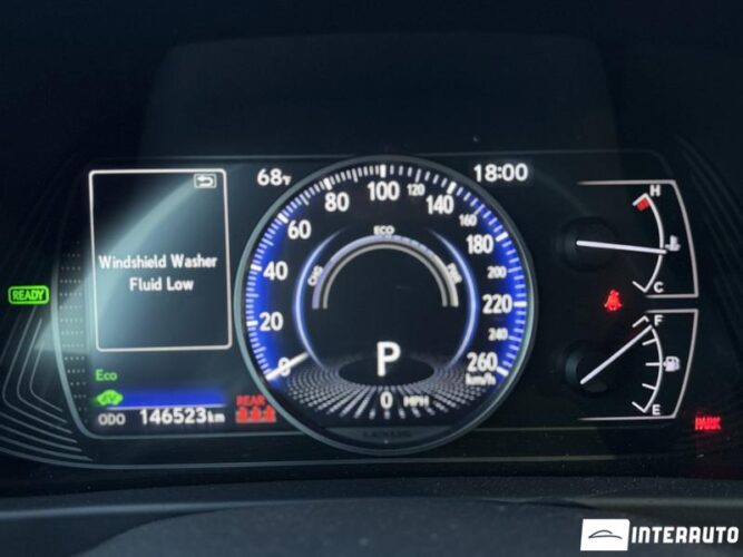 lexus UX 250h 2020