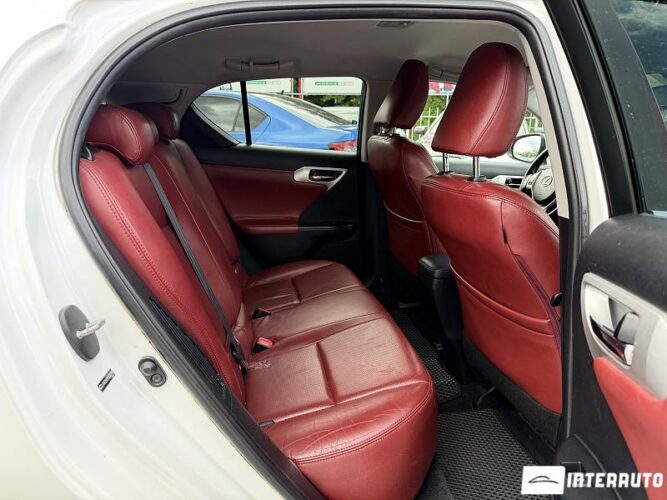 lexus CT 200h 2011