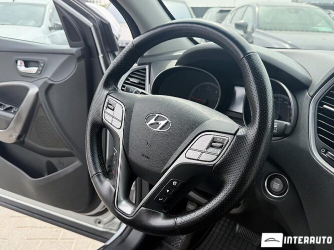 Hyundai Grand Santa Fe 42 hyundai Grand Santa Fe 2013