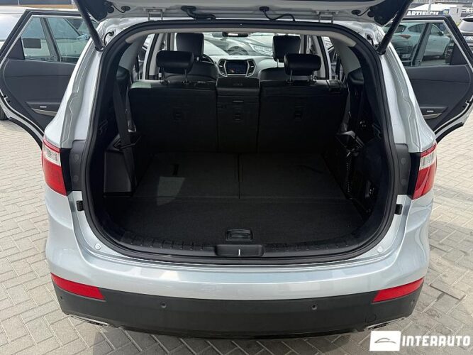 Hyundai Grand Santa Fe 57 hyundai Grand Santa Fe 2013