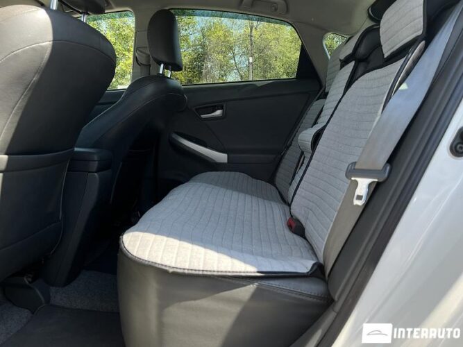 toyota Prius 2011