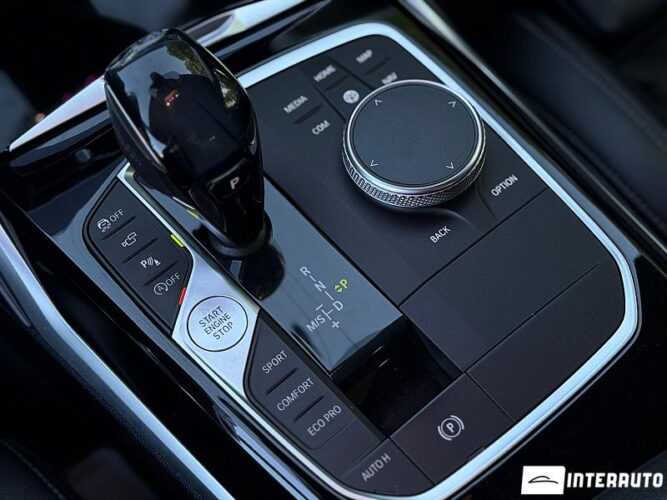 bmw 320 2019
