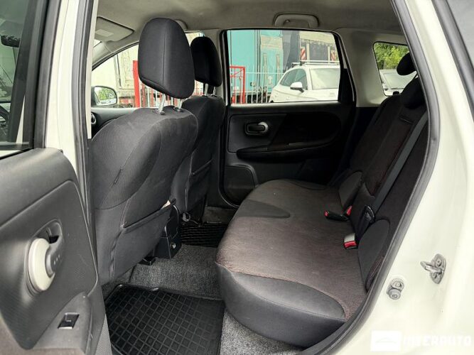 Nissan Note 48 nissan Note 2010