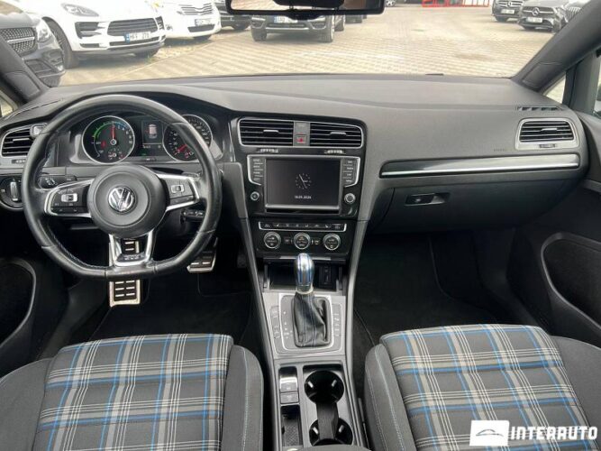 volkswagen Golf GTE 2015
