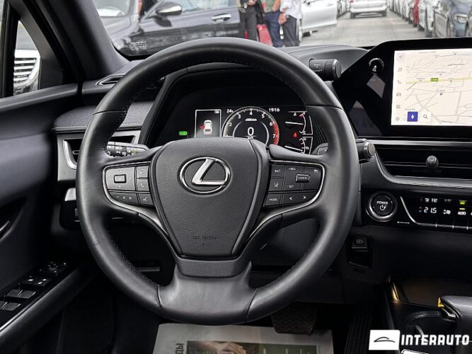 lexus UX 250h 2023