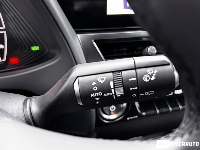 lexus UX 250h 2023