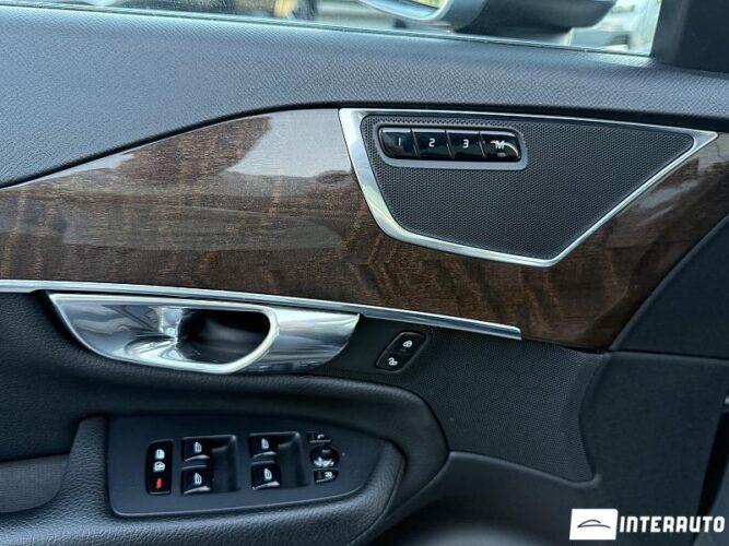 volvo XC 90 2016