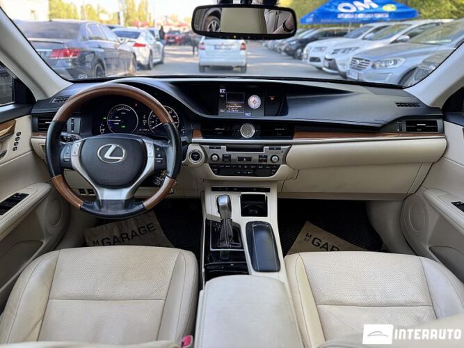 lexus ES 300h 2012