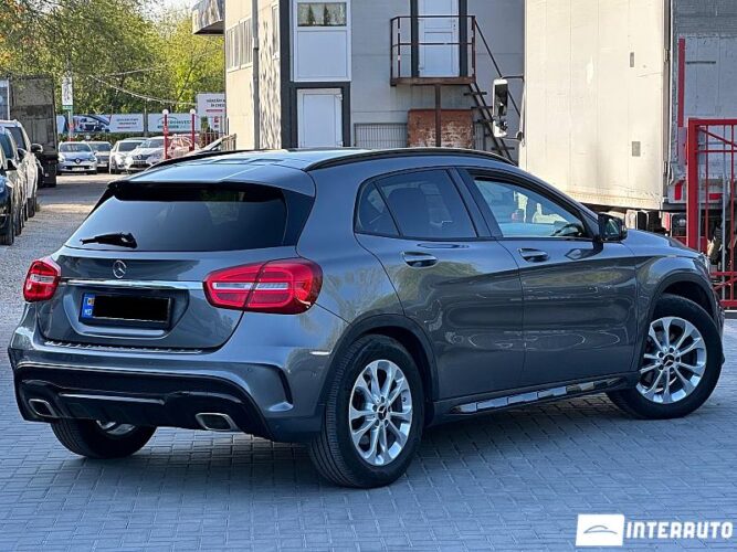 mercedes GLA 180 2015