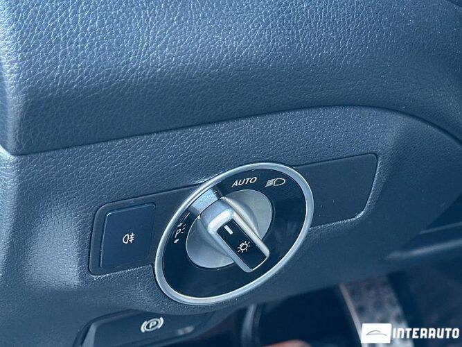 mercedes GLA 180 2015