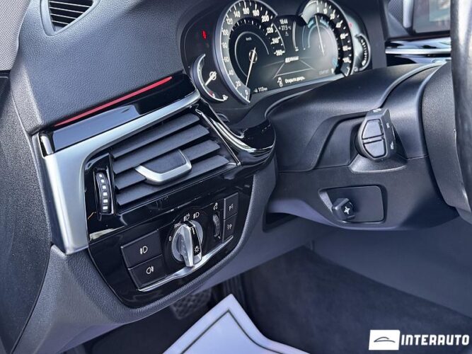 BMW 530e 41 bmw 530e 2019