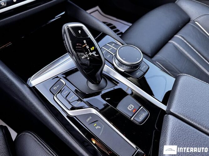 BMW 530e 47 bmw 530e 2019