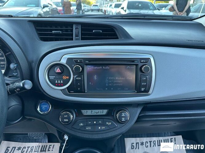 toyota Yaris 2013