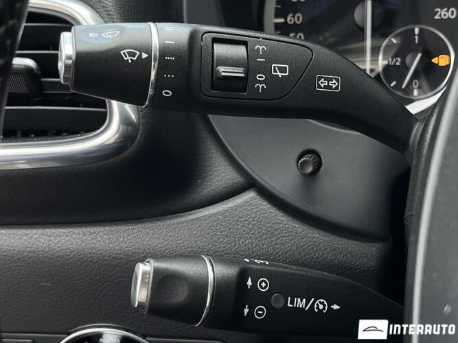 Infiniti Q30 38 infiniti Q30 2017