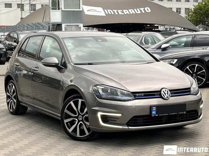 Volkswagen Golf GTE 2015 doar la InterAuto