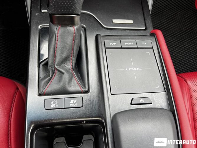 lexus ES 300h 2020