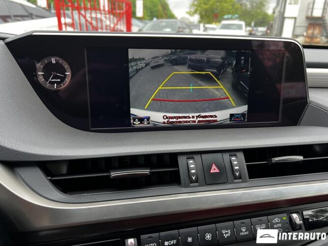 lexus ES 300h 2020