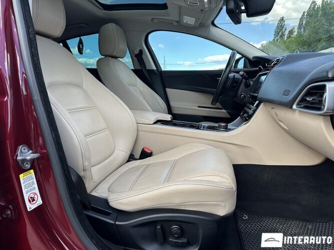 jaguar XE 2016