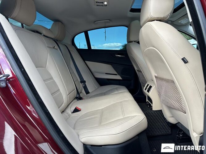 jaguar XE 2016