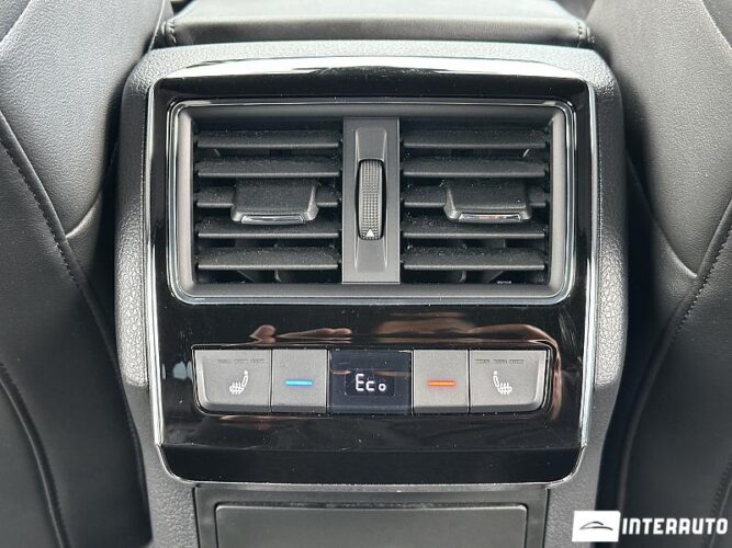 Skoda Superb 49 skoda Superb 2020