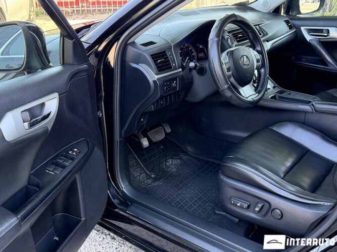 lexus CT 200h 2013