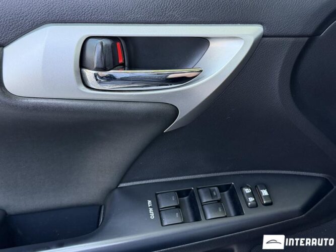 lexus CT 200h 2013