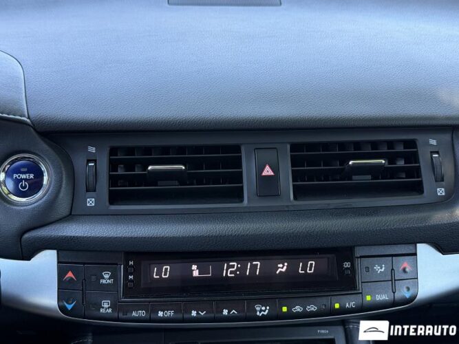 lexus CT 200h 2013