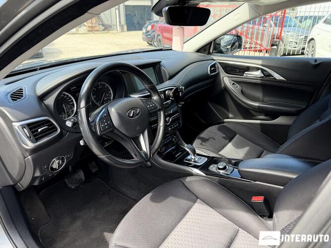 infiniti QX30 2017