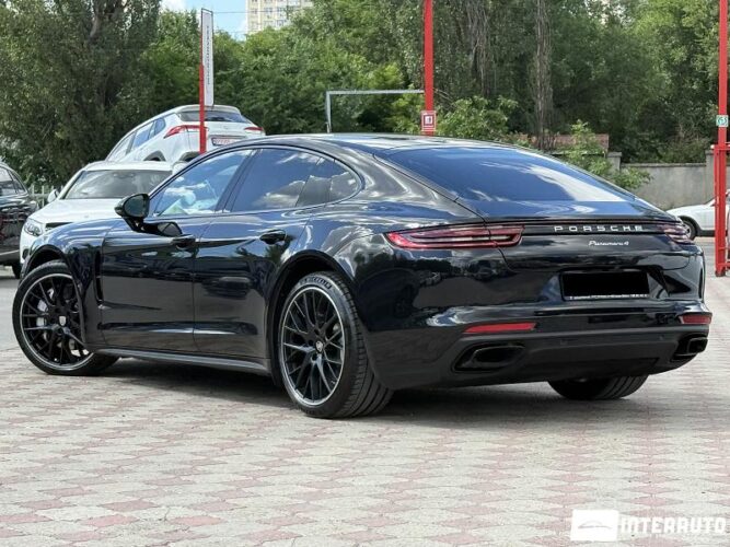porsche Panamera 2019