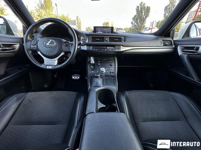 lexus CT 200h 2014