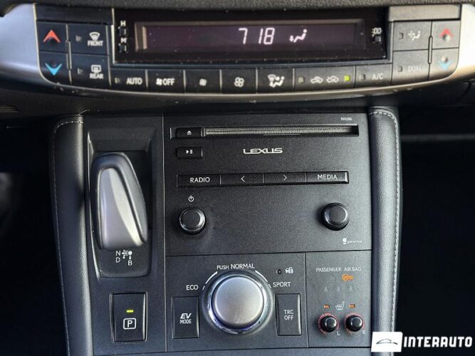 lexus CT 200h 2014