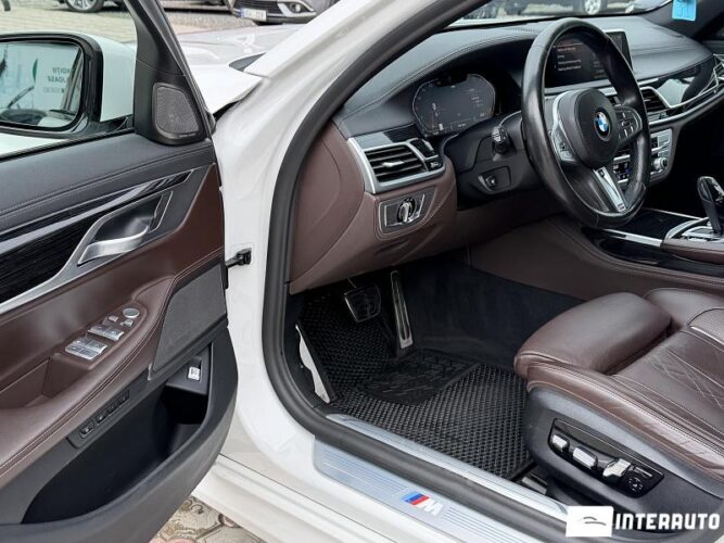 BMW 740 42 bmw 740 2021